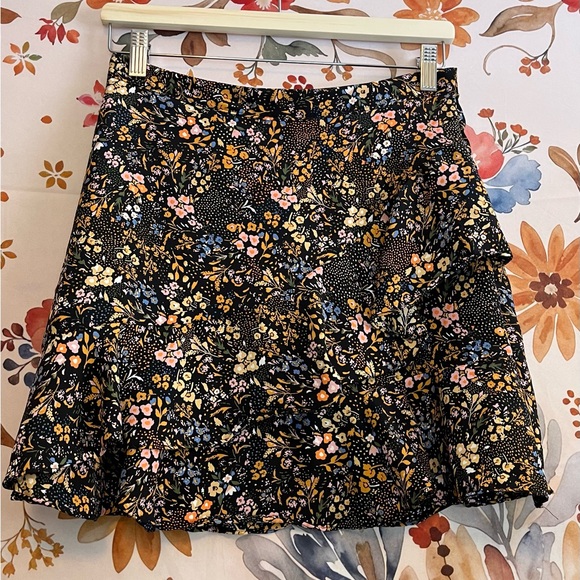 Altar’d State M Dark Floral Blue Orange Preppy Elastic Pull On Mini Skirt Spring - Picture 3 of 8